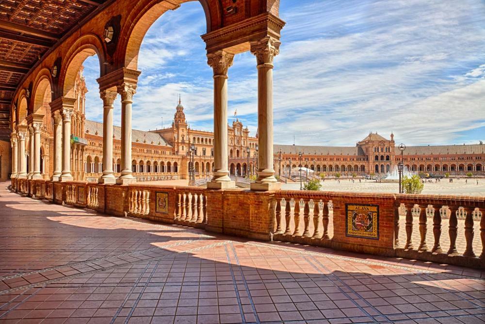 Las Cruzadas Melia-Plaza De Espana Sevilla Eksteriør bilde